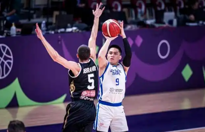 整场比赛中, 国队时遭遇 整场比赛中, 国队时遭遇