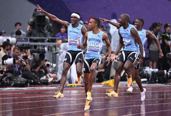 军失之交臂, 结束, 伍登