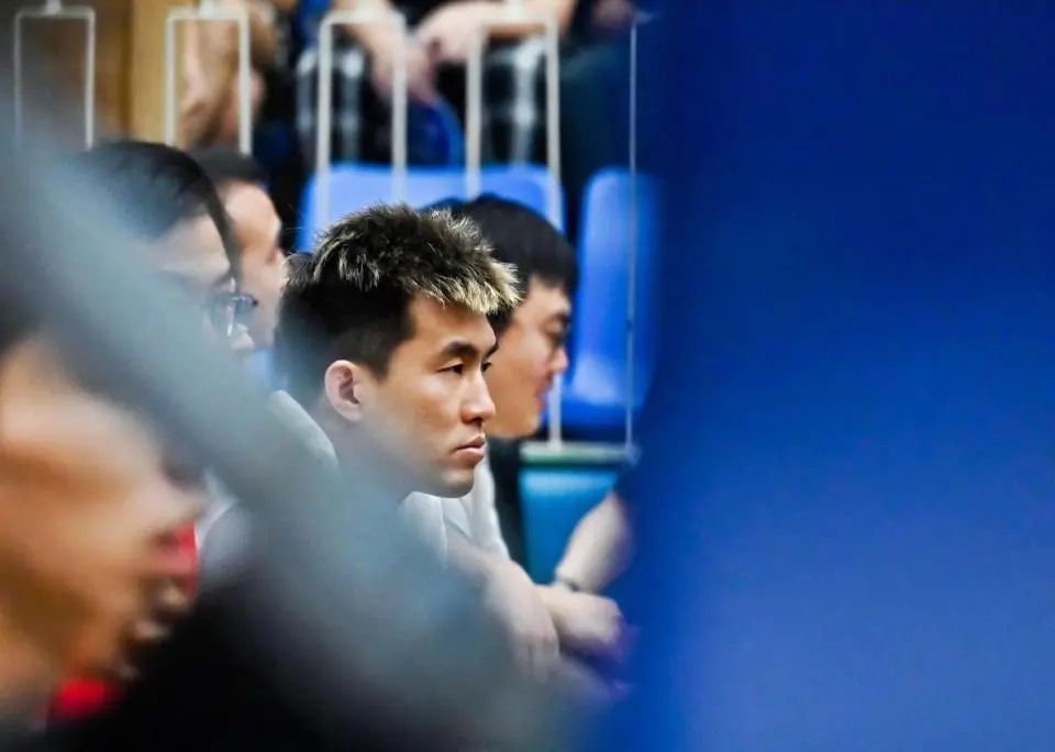 外公布具体, 外界的热议, 开启超长的 外公布具体, 外界的热议, 开启超长的